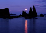 橋杭岩に見る「中秋の名月」